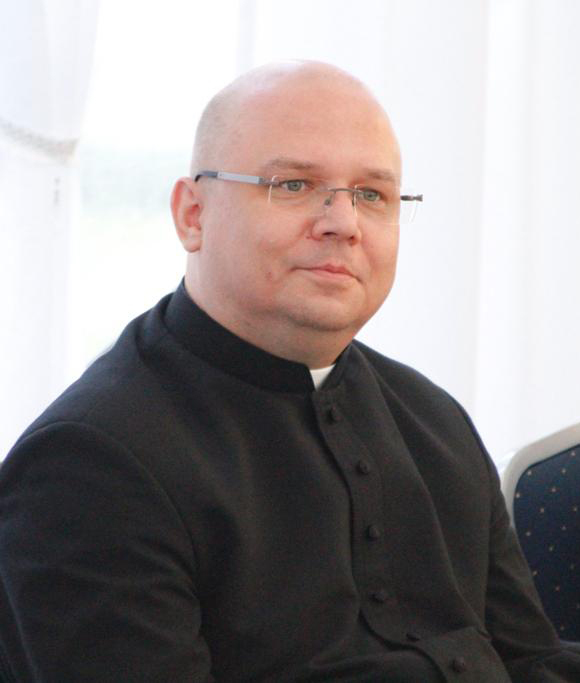 ks.piotr.radzikowski
